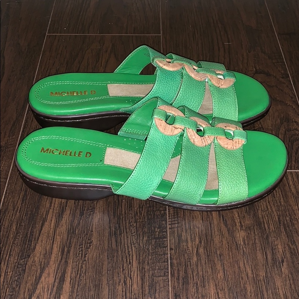 NEW leather memory foam sandals